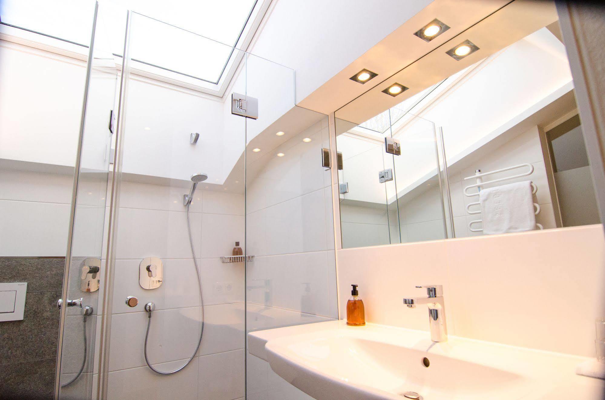 Seebichl Haus Am See Designhotel Kitzbuehel 外观 照片